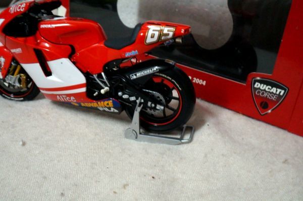  Minichamps Ducati Desmosedici*Loris Capirossi*Moto GP 2004 1/12 Ducati мотоцикл 
