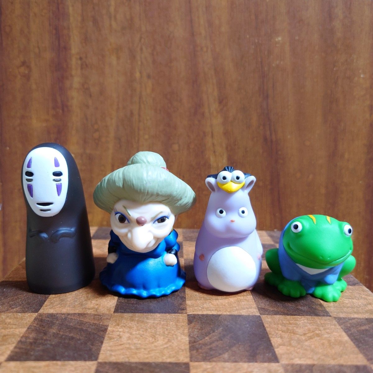 ジブリ 指人形 ソフビ 千と千尋の神隠し 坊ネズミ 青蛙 カオナシ 湯