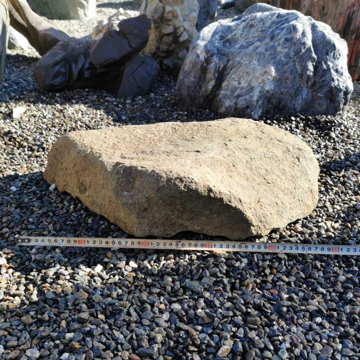  седло лошадь камень 34.1 kilo двор камень оценка камень поддон камень камень суйсеки лампа . двор цубо двор бонсай садоводство украшение произведение искусства интерьер гравий . сколы от камней 