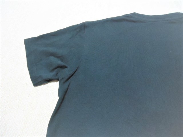 ■UNIQLO(ユニクロ)■黒の半袖Tシャツ サイズM■_画像9