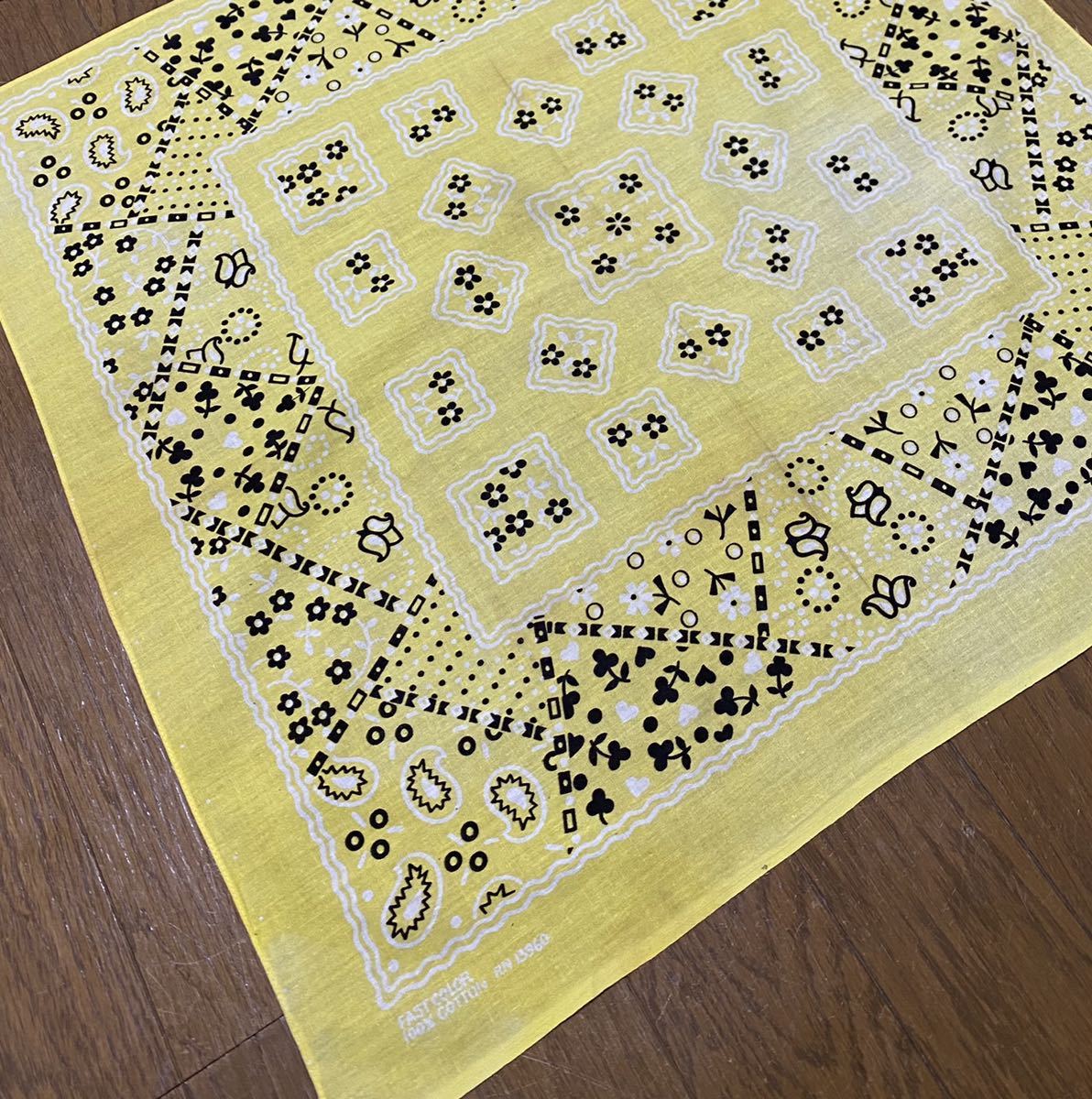  rare pattern cookie lemon yellow hard-to-find USA made vintage Vintage bandana 13960 A12135 / dot Tiger Elephant 