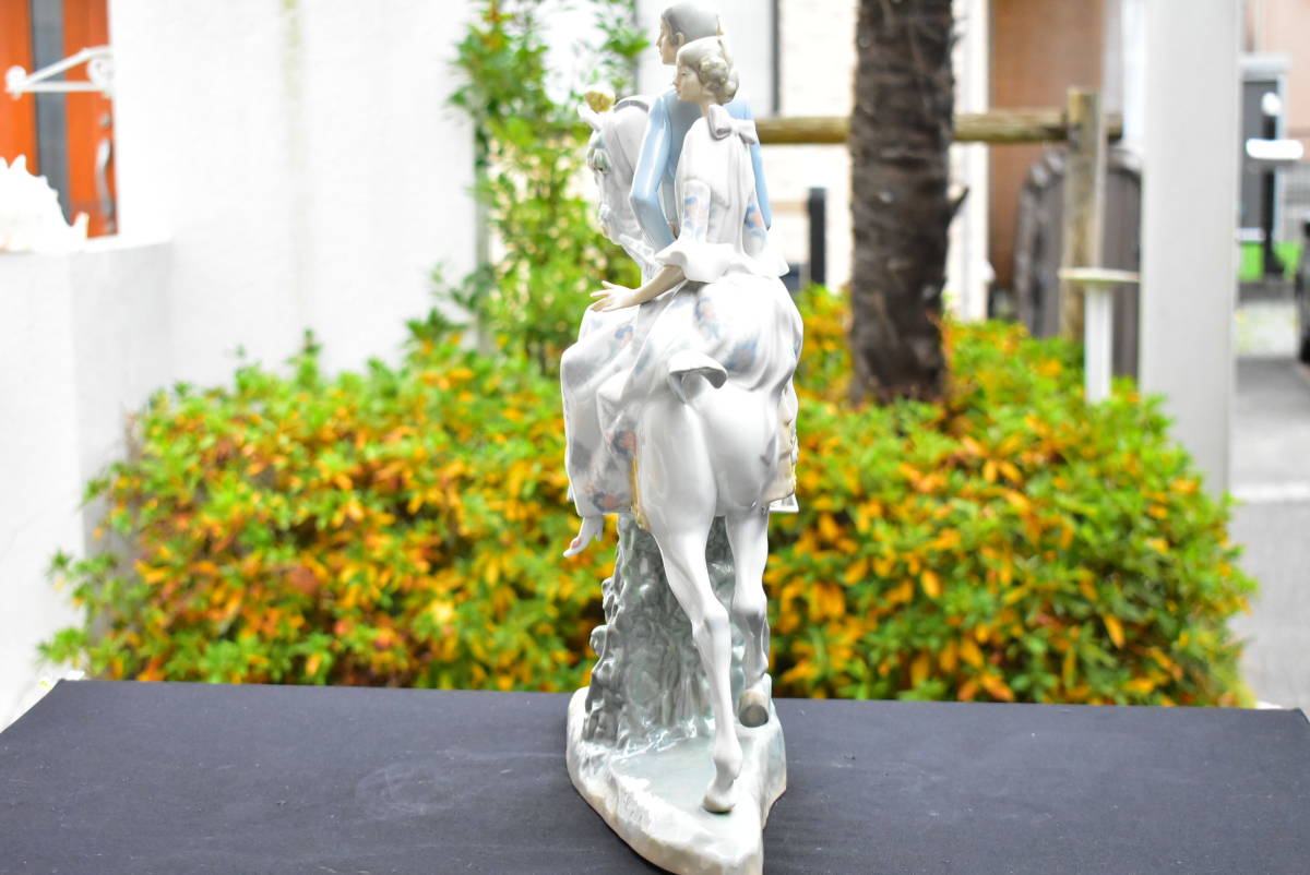LLADRO リヤドロ 白馬に乗った男女 フィギュリン 大型 高さ44㎝ 幅36
