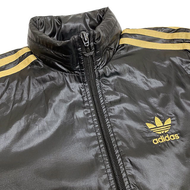 国内正規品■adidas(アディダス オリジナルス) フード付き ウィンドブレーカーWBナイロンジャケット 黒金S ジャージ_画像5