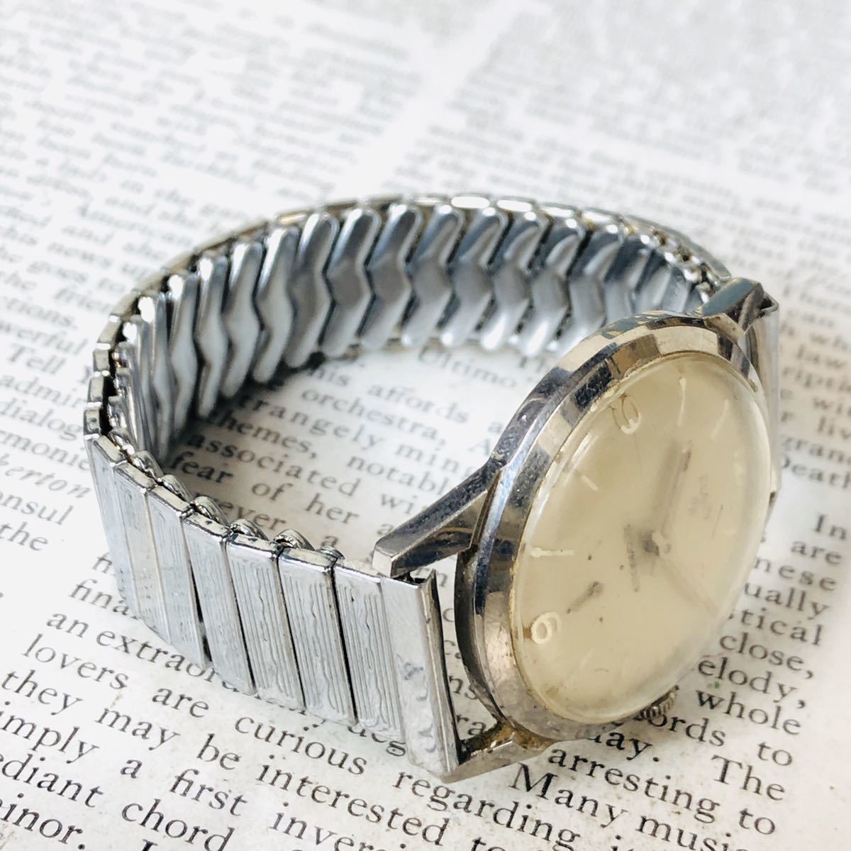 ELGIN エルジン 腕時計 機械式 手巻き SHOCKMASTER ホワイト スモセコ 3針 ビンテージ 稼動品 W1457_画像5
