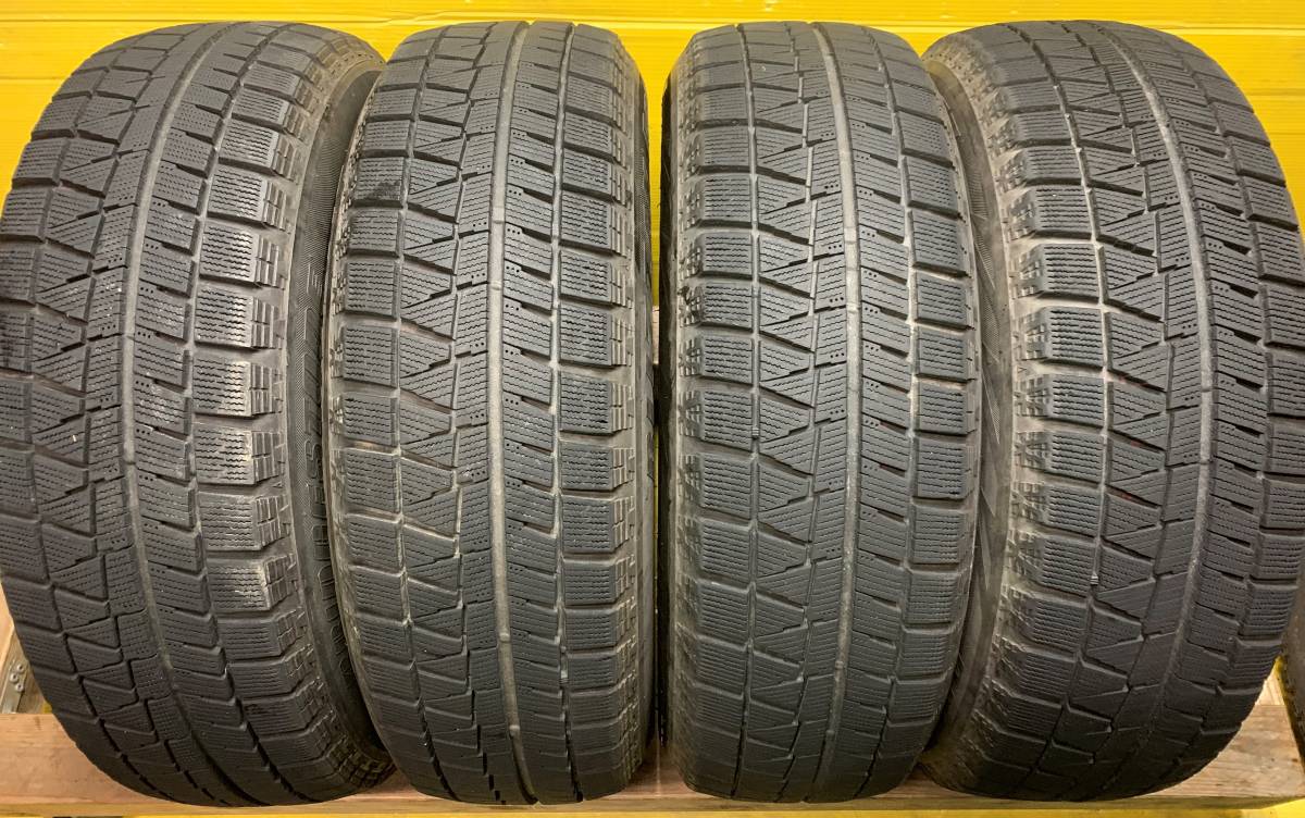 No2053 V2 ブリヂストン　REVO GZ 195/65R15 スタッドレス　4本セット_画像1