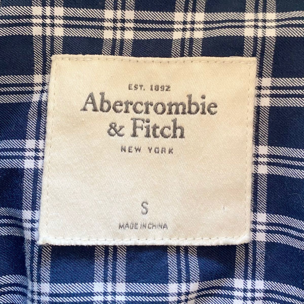 美品 Abercrombie&Fitch チェックシャツ ネイビー S