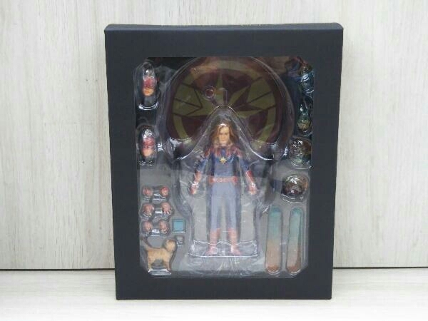 フィギュア MEZCO TOYZ キャプテン・マーベル ワン12コレクティブ