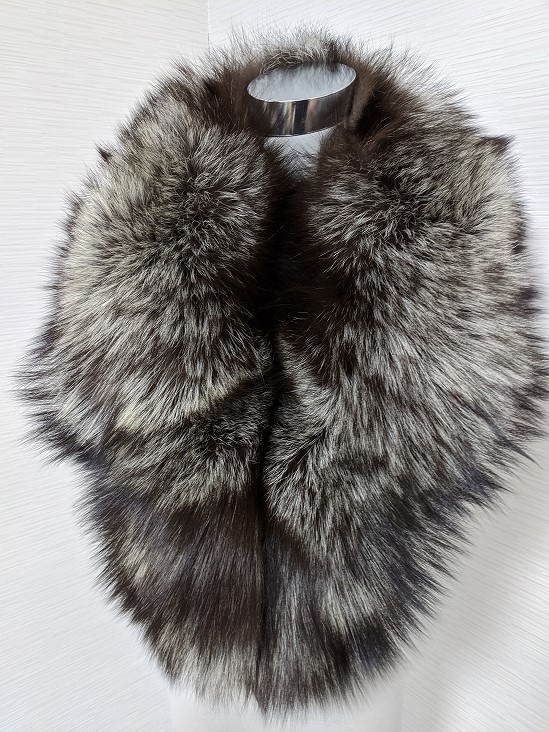 【送料無料】A106　SAGA　FOX　サガフォックス　毛皮　リアルファー　ショール　ストール　ケープ　ティペット　大き目　和装　洋装