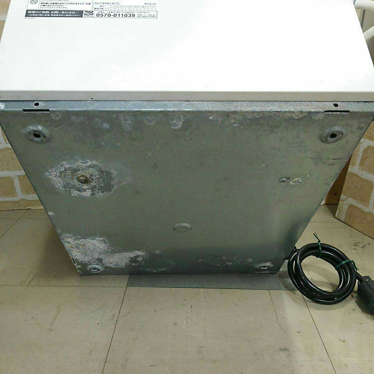 iTomic イトミック 小型電気温水器 ESN30ARN220B0 単相200V 30リットル 2013年製 給湯 屋内用 中古 現状品渡し_画像4