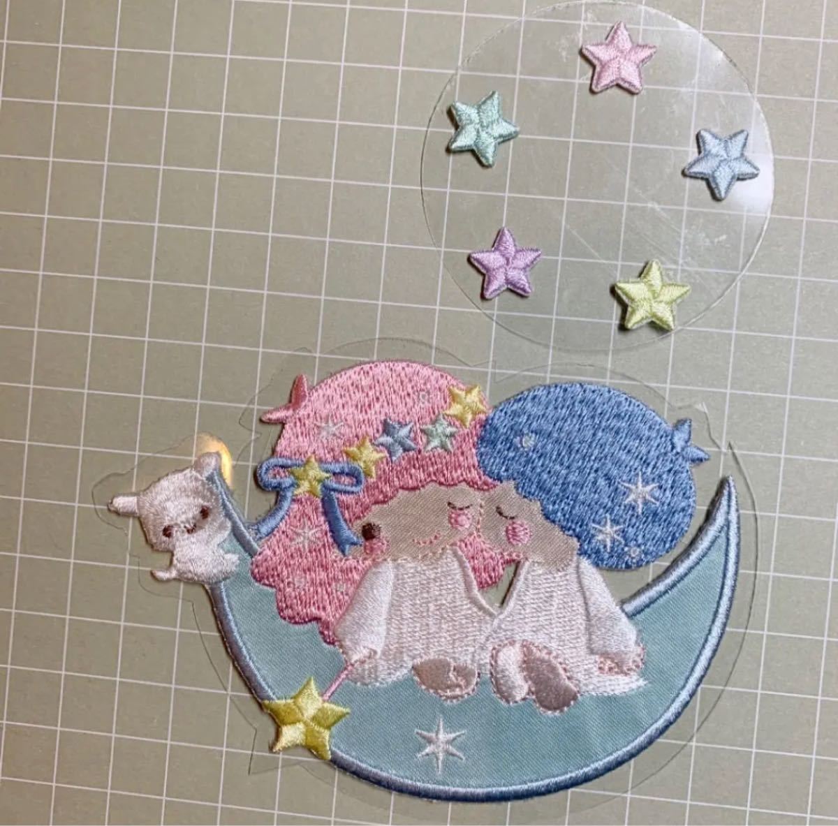 Paypayフリマ シールアイロン両用刺繍ワッペン リトルツインスターズ キキララ ミニ星 Paypayフリマ シールアイロン両用刺繍ワッペン リトルツインスターズ キキララ ミニ星