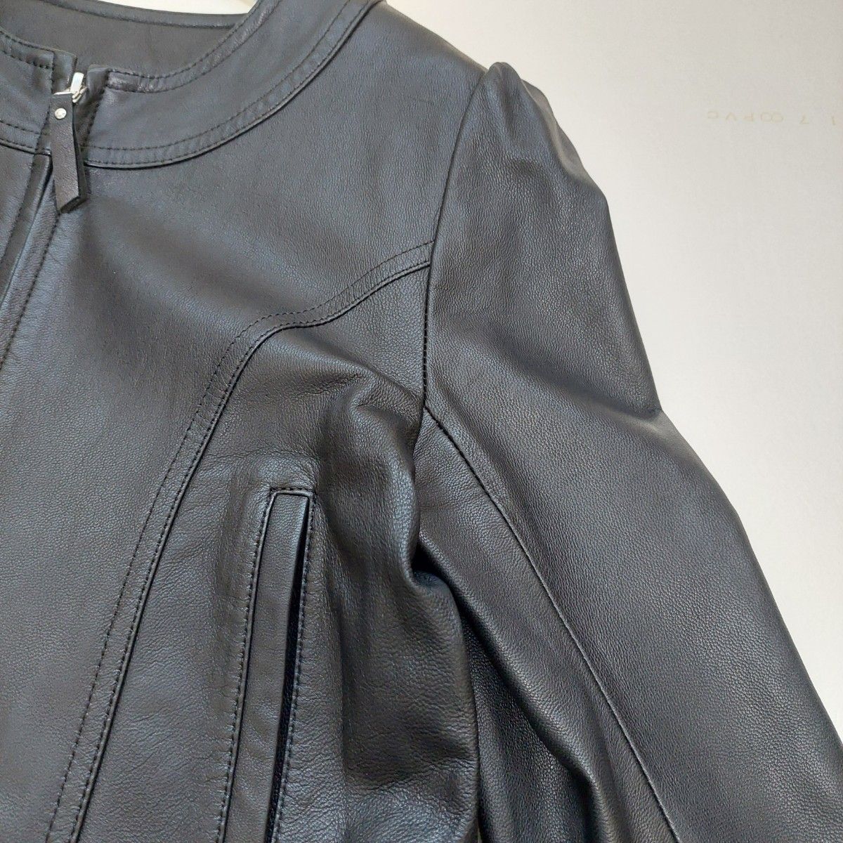 美品 Chesty ペプラムレザージャケット 山羊 本革 ノーカラー ブラック