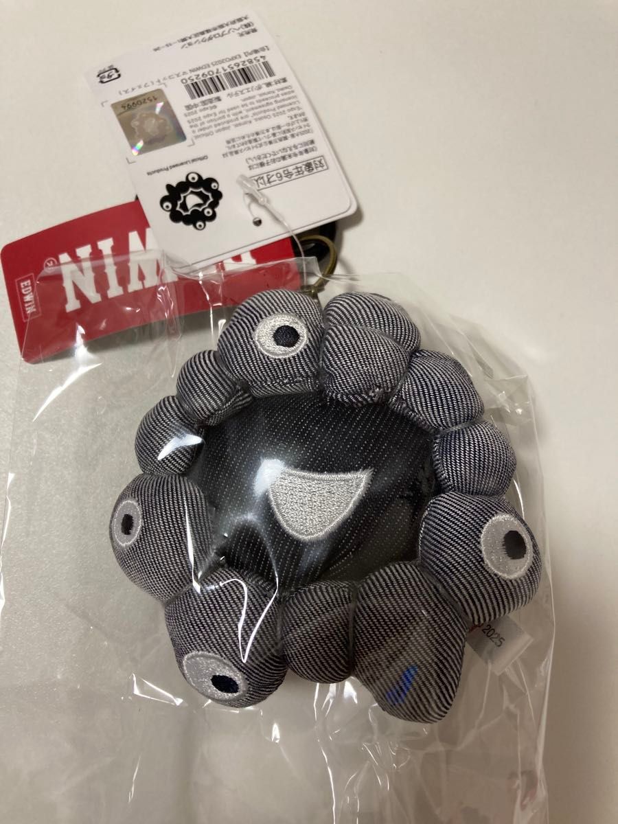 大阪万博 ミャクミャク EDWIN フェイス マスコット カラビナ