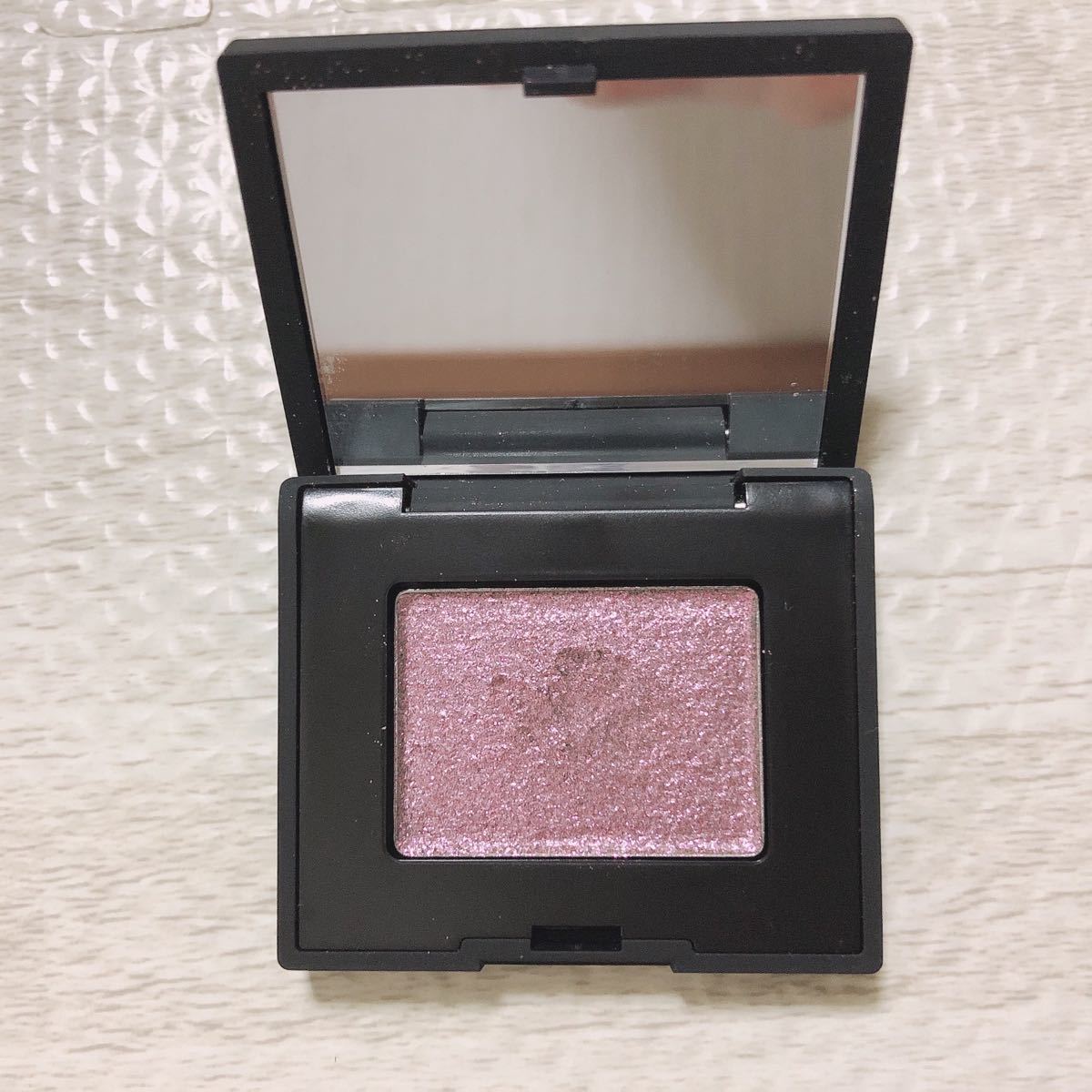 ＮＡＲＳ ハードワイヤードアイシャドー