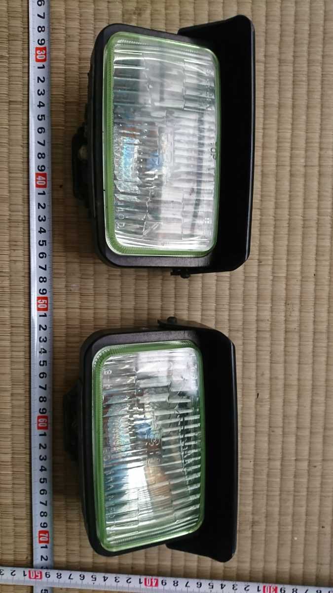 人気のクリスマスアイテムがいっぱい! 昭和 レトロ 中古 カバー付き h3 ライト 角型フォグランプ ビンテージパーツ 人気のクリスマスアイテムがいっぱい! 昭和 レトロ 中古 カバー付き h3 ライト 角型フォグランプ ビンテージパーツ