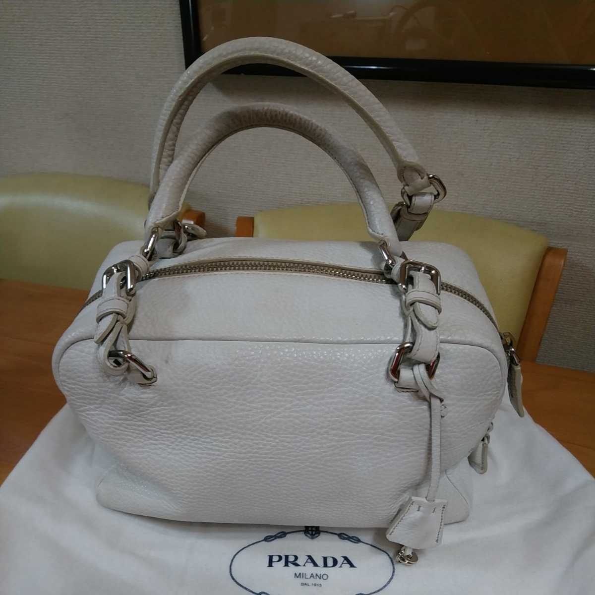 PRADA プラダ レザーバッグ ハンドバッグ 白 保存袋付き 送料無料
