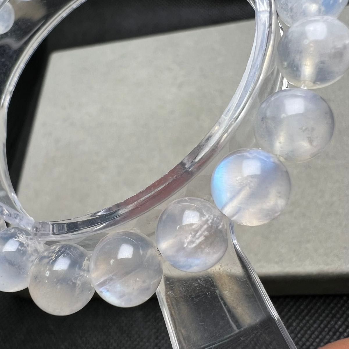 712058】 高品質 ブルームーンストーン 8 2mm ブレスレット 天然石