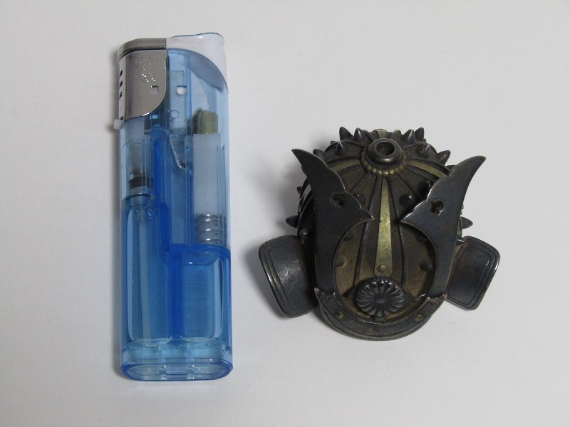 天皇家御下賜品 武家兜形 ボンボニエール 銀製 菊御紋 本物保証 天皇家御下賜品 武家兜形 ボンボニエール 銀製 菊御紋 本物保証