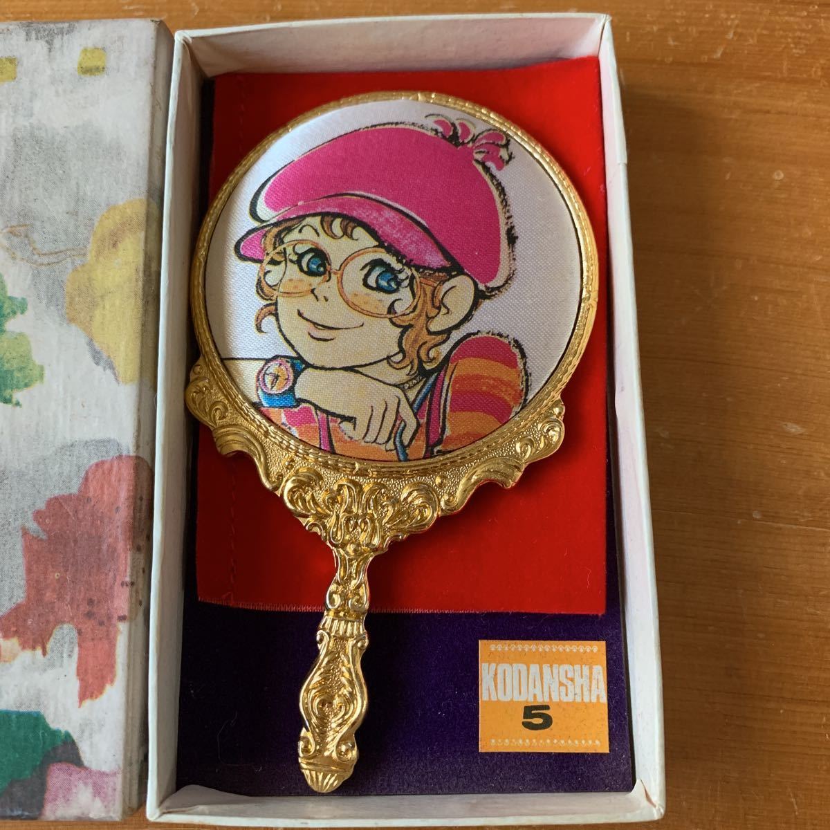 Paypayフリマ 鏡 ハンドミラー 手鏡 アニメキャラクター不明 キャンディーキャンディー 当時450円 昭和 レトロ 希少 コレクション 新品 未使用品 送無 Paypayフリマ 鏡 ハンドミラー 手鏡 アニメキャラクター不明 キャンディーキャンディー 当時450円 昭和 レトロ 希少 コレクション 新品 未使用品 送無