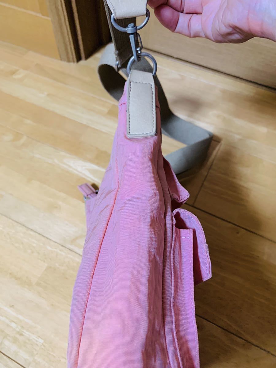  сумка HUSHUSH HusHush сумка на плечо розовый симпатичный карман большое количество используя свое усмотрение максимально высокий б/у прекрасный товар бесплатная доставка 