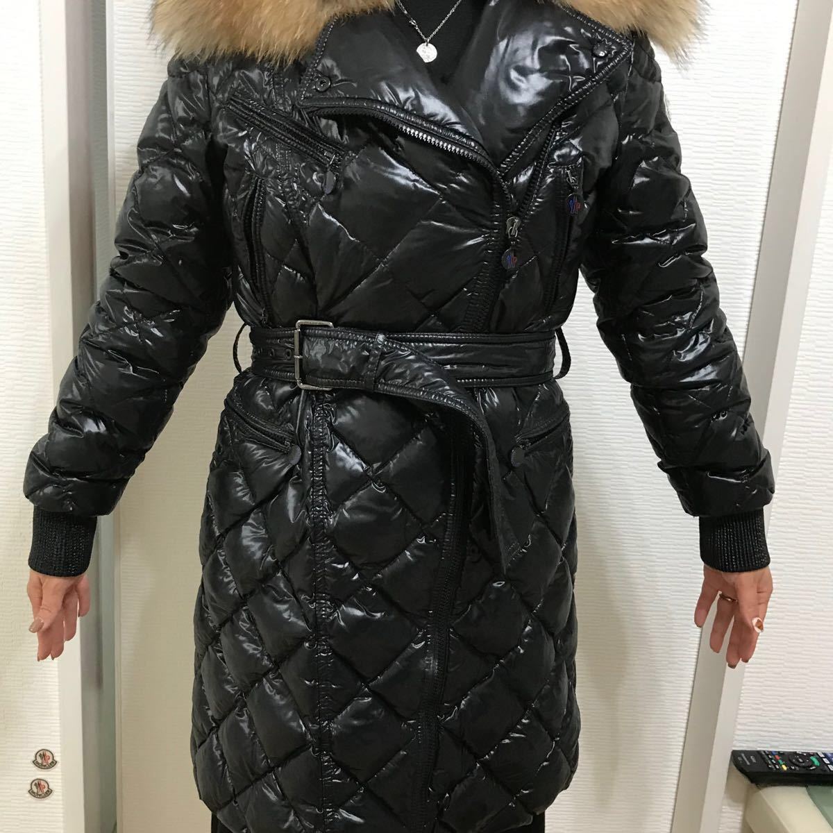 美品 ゴージャスファー モンクレール ミルブルック ダウンコート
