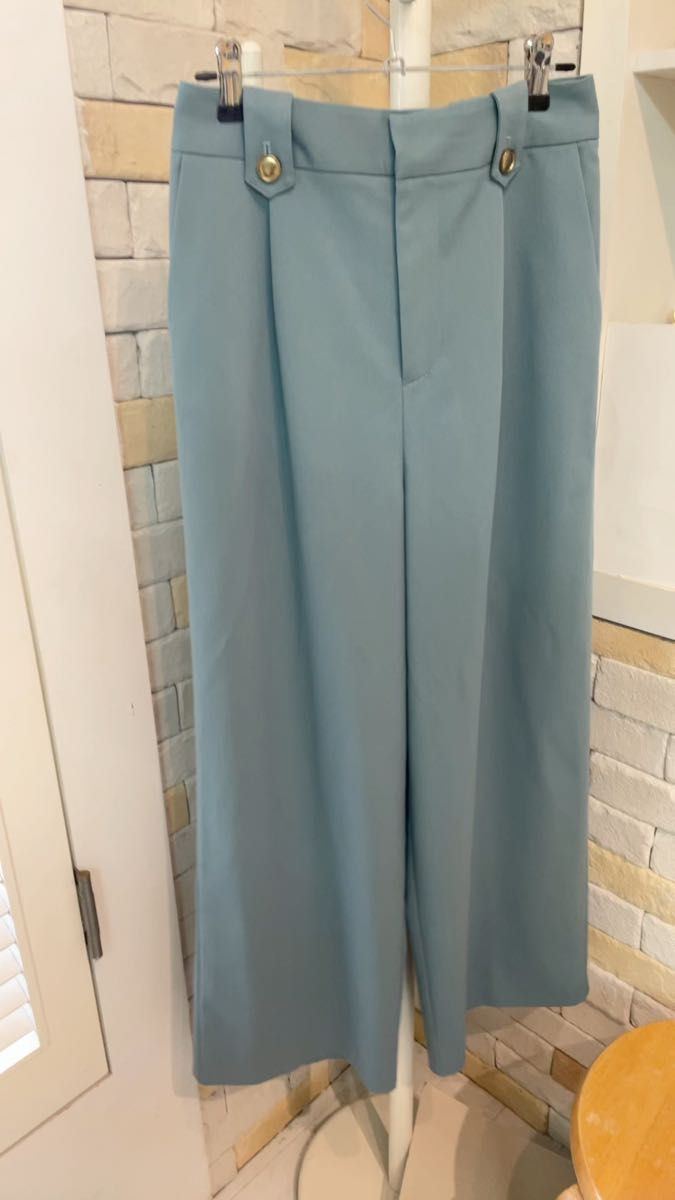 ウエストゴムパンツ　ワイドパンツ　スラックスパンツ　ゆったりパンツ　ガウチョパンツ クロップドパンツ　ユニクロ　ジーユーパンツ