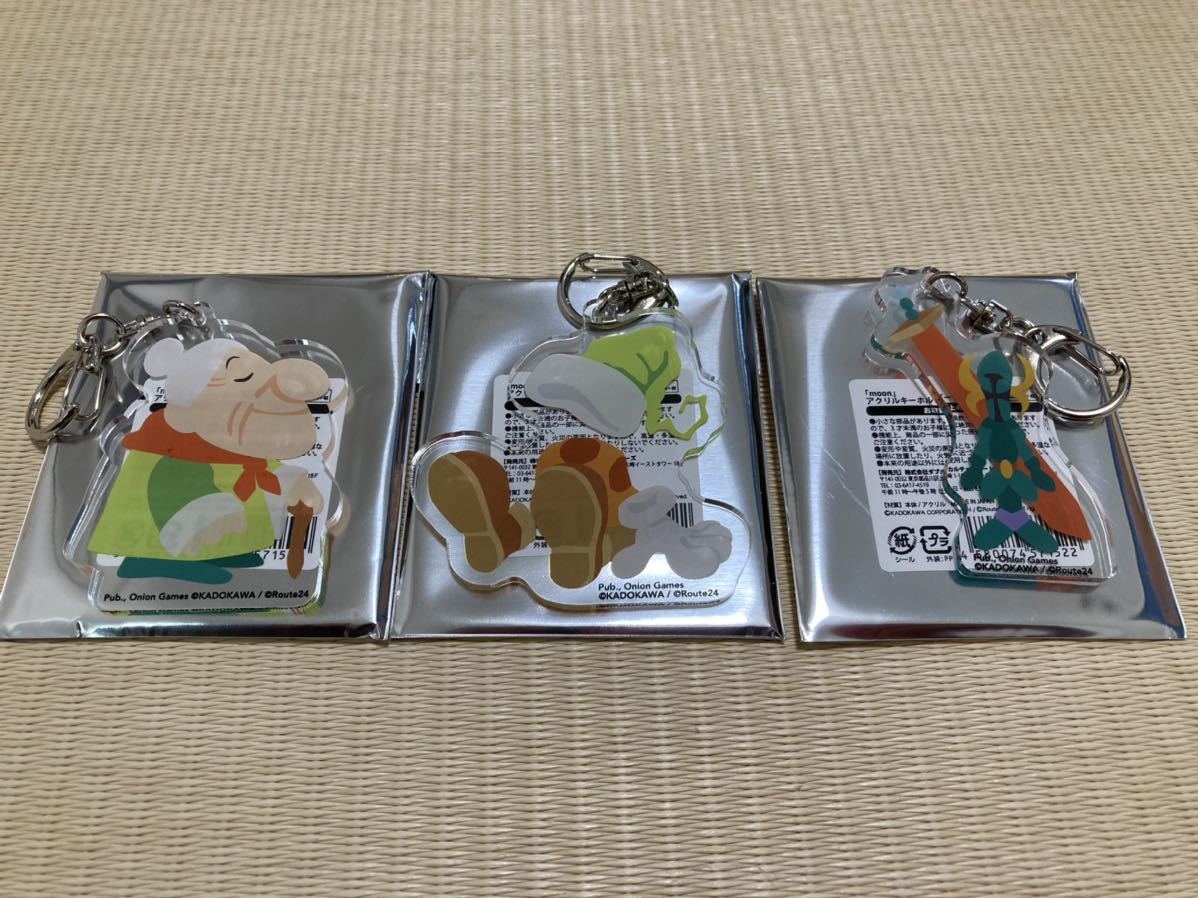 新品未使用】完全受注生産品 moon ムーン アクリルキーホルダー 透明の