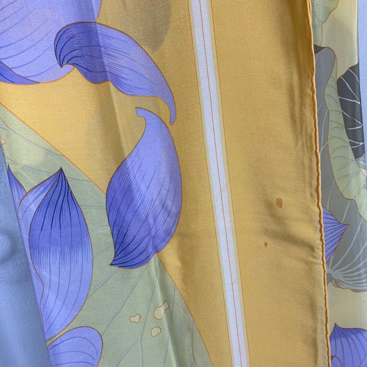 HERMES CARRES140 LARGE SIZE SILK 100% SCARF FLEURS DE LOTUS MADE IN FRANCE/エルメスカレ140蓮の花シルク100%大判ショール