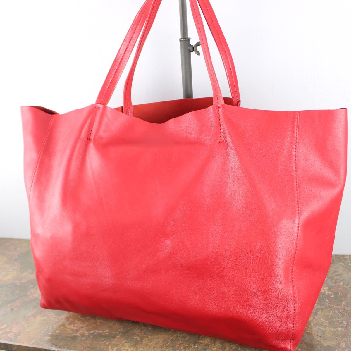 CELINE LEATHER TOTE BAG MADE IN ITALY/ Celine бегемот Hori zontaru кожа большая сумка 