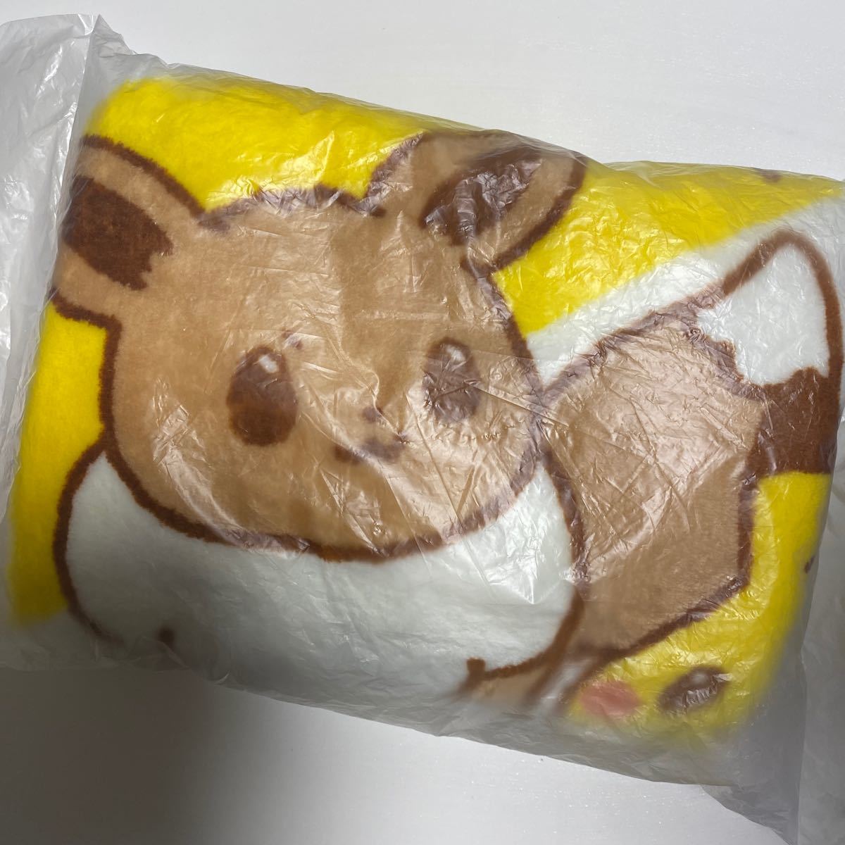 Paypayフリマ ミスド ポケモン 福袋19 ミスタードーナツ ブランケット 福袋 ポケットモンスター イーブイ ピカチュウ Paypayフリマ ミスド ポケモン 福袋19 ミスタードーナツ ブランケット 福袋 ポケットモンスター イーブイ ピカチュウ