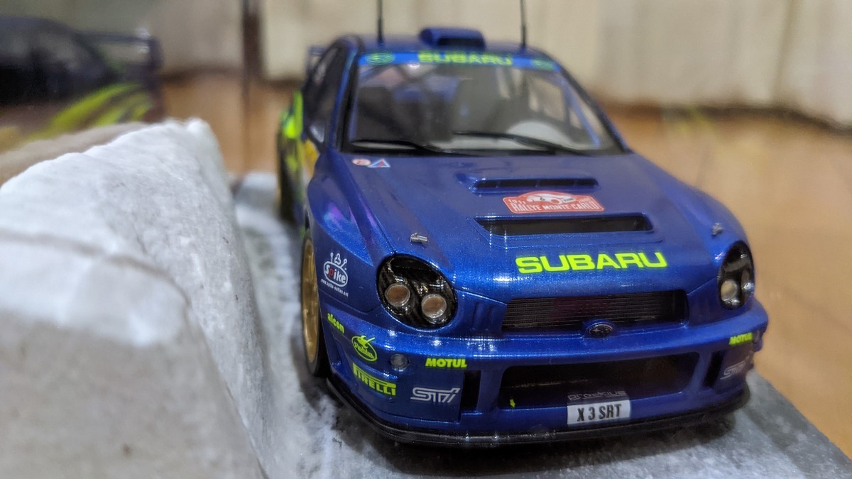 スバルインプレッサ　1/24　ジオラマベース付　完成品