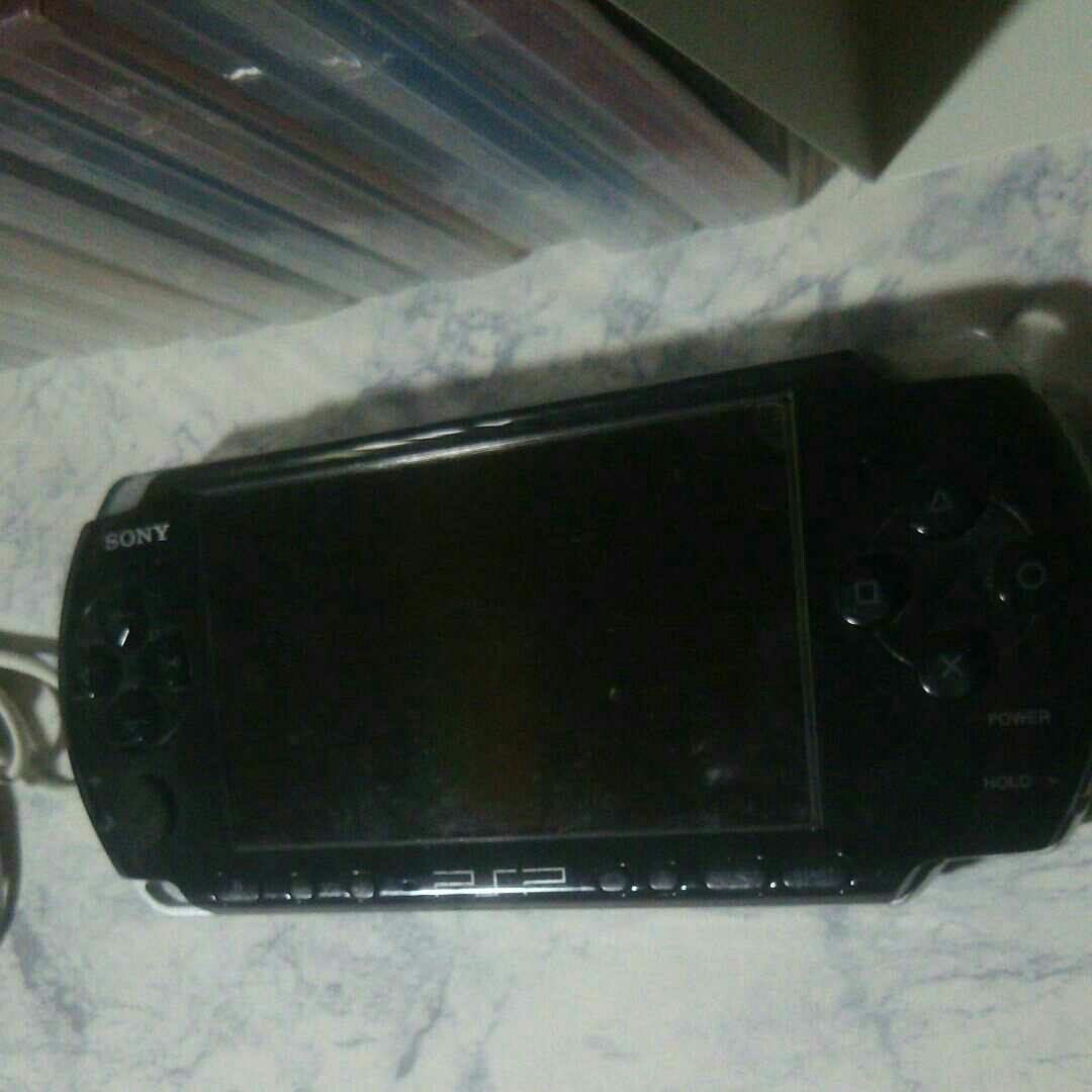 PSP-3000本体 ジャンク、ソフト10本セット