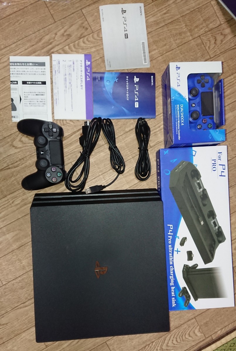 ps4 pro 1TB PlayStation4 Pro CUH-7200b 延長保証残あり。