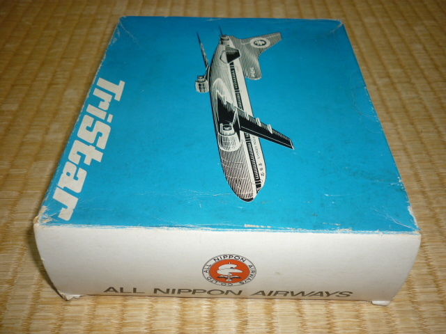 ■未使用 希少 1970年代 共箱付き！全日空商事 トライスター（TriStar） ダイキャスト製 1/300 JA8501 全長18cm_画像8