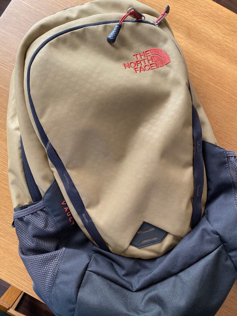 THE NORTH FACE バックパック　VAULT