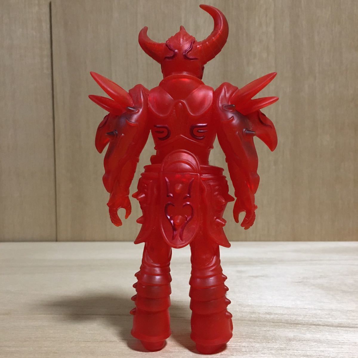 ヤフオク! - ウルトラ怪獣 アーマードダークネス クリアレッドver.