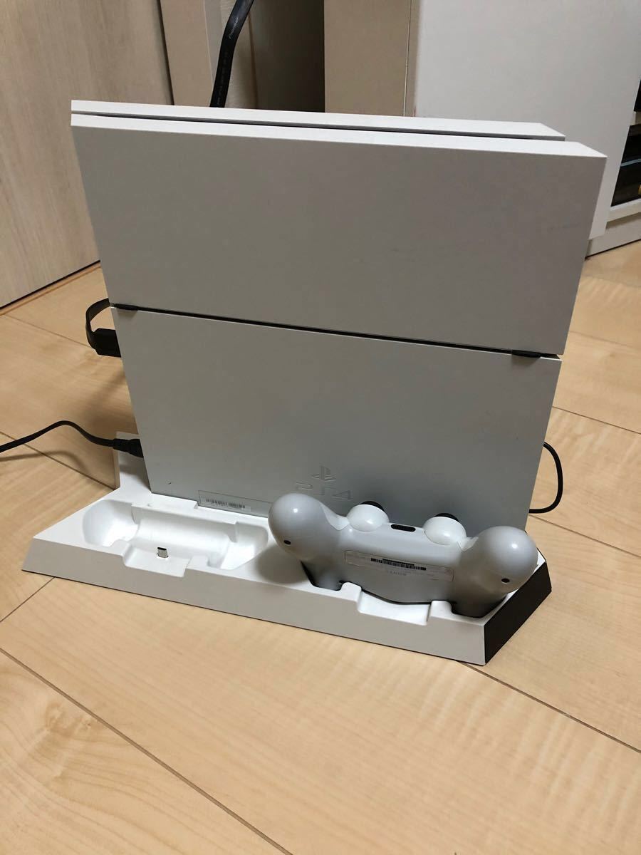 Paypayフリマ Ps4本体 縦置きスタンド ソフト4本セット Paypayフリマ Ps4本体 縦置きスタンド ソフト4本セット