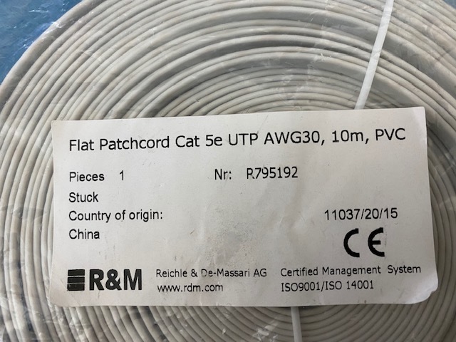 新品・未使用・未開封　R＆M　FLAT PATCHCORD CAT 5E UTP AWG30　１０ｍ　ケーブル_画像2