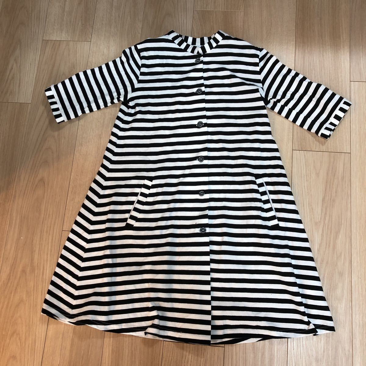 注目ブランド 予約中!】 【美品】MONCLERモンクレール ロゴボーダー