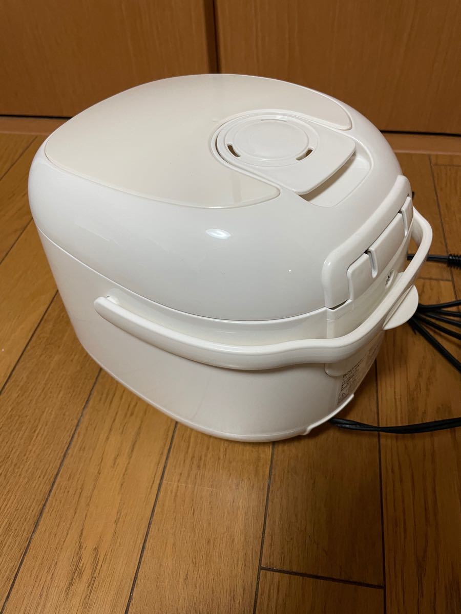 コンパクト炊飯器　ROOMMATE EB-RM6200K