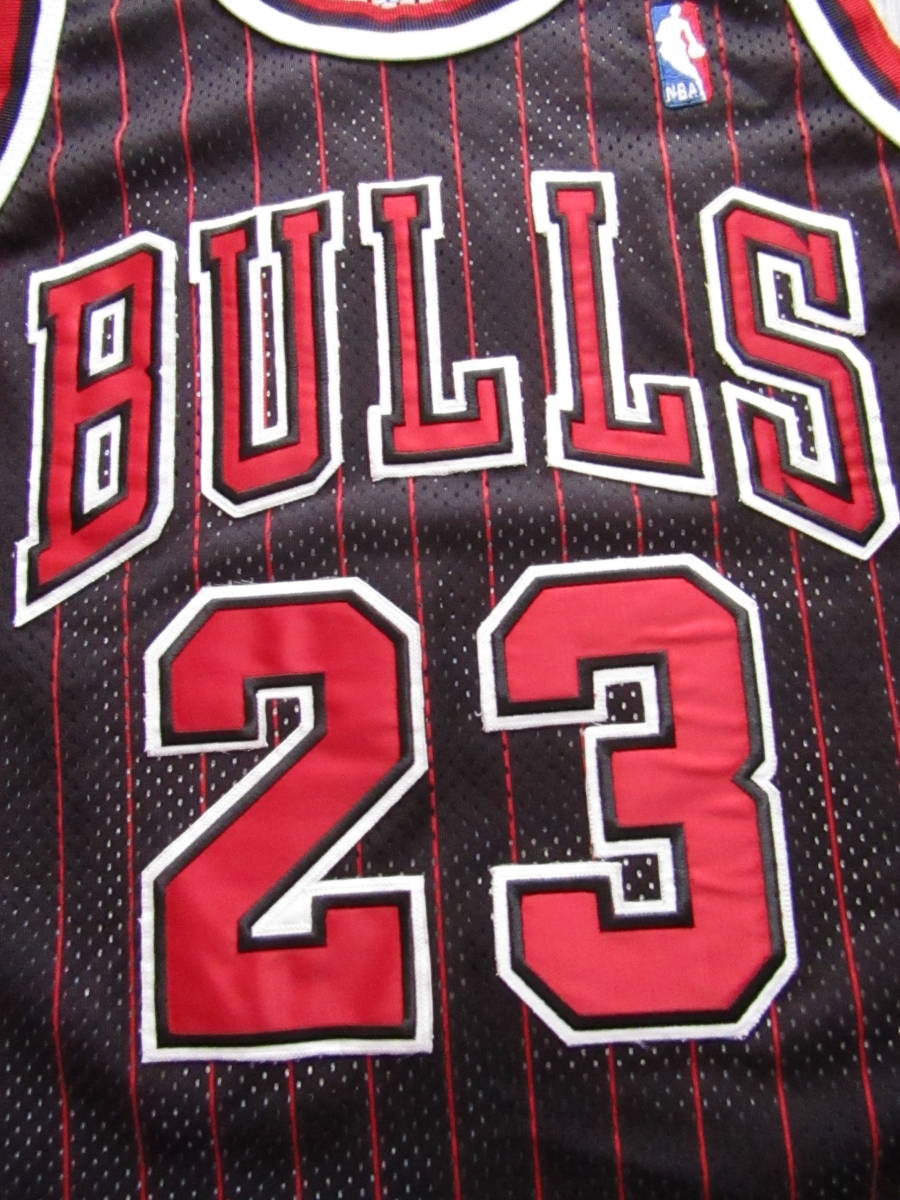 ■良品 90s NBA　BULLS マイケル・ジョーダン JORDAN　ユニフォーム　オーセンティック　ジャージ　チャンピオン製　当時物　刺繍