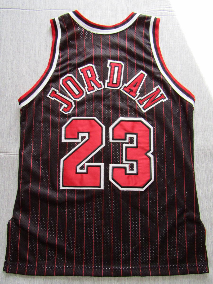 ■良品 90s NBA　BULLS マイケル・ジョーダン JORDAN　ユニフォーム　オーセンティック　ジャージ　チャンピオン製　当時物　刺繍