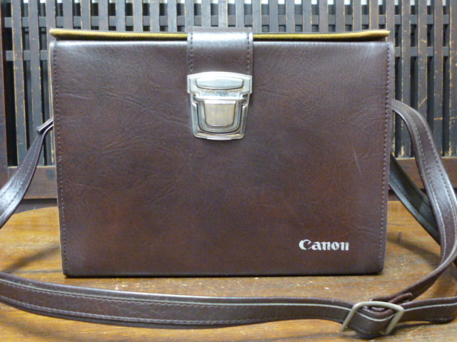 昭和レトロ　カメラバッグ Canon 合皮 ショルダー 茶 ブラウン かばん 鞄 インテリア ディスプレイ スーツケース トランク_画像2
