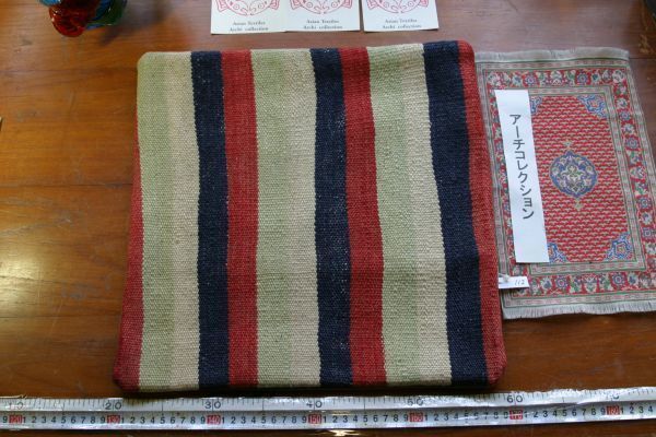 オールドキリムold kilim cushion cover　クッションカバー①no112. ウールwool 大体40cm位x40cm位 手織紡ぎ　handmade ハンドメイド_画像1