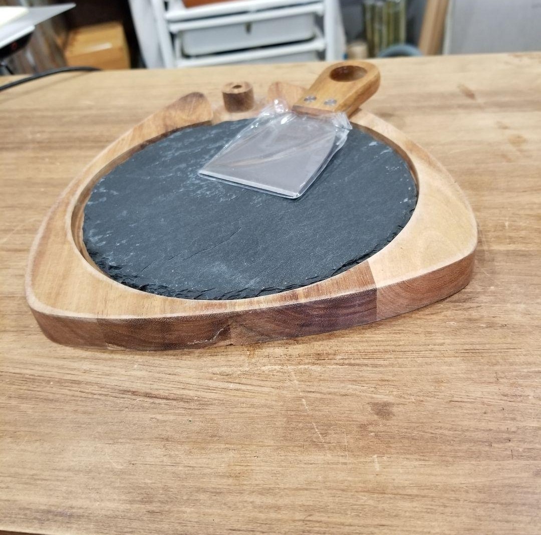 チーズ　スレート　ボード　皿　プレート　石　アカシア　木　ウッド　キッチン　食器　ストーン