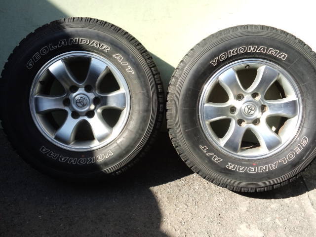 LAND CRUISER PRADO 120系ランクルプラド純正アルミ +30 6H 265/70R17バリ山ラジアルヨコハマジオランダー A/T+II ハイラックスサーフ FJ_画像1