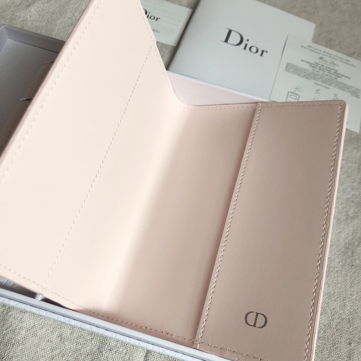 Dior ミスディオール トラベルギフトセット ブルーミングブーケ Dior ミスディオール トラベルギフトセット ブルーミングブーケ