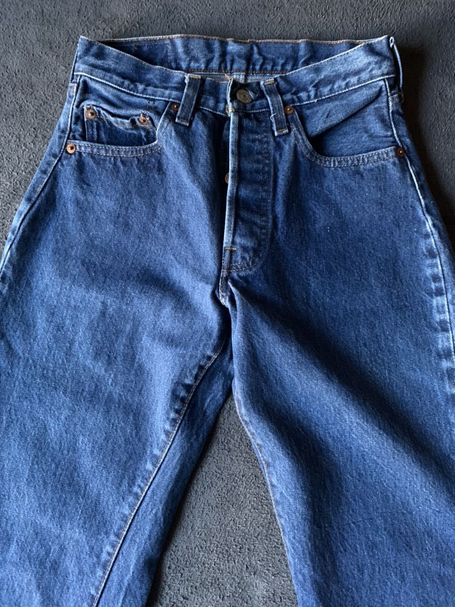 83年製 80s W27 Levi's 501 赤耳 黒カン USA製 ビンテージ デニムパンツ リーバイス vintage レディース アメリカ製 505_画像2