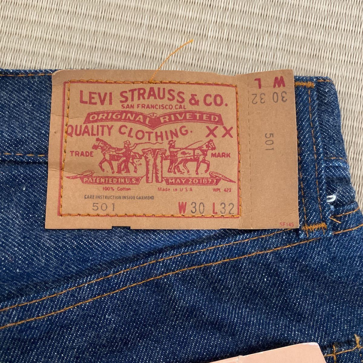 1980製 Levis リーバイス 501赤耳モデル デッドストック品 W30 1980製 Levis リーバイス 501赤耳モデル デッドストック品 W30