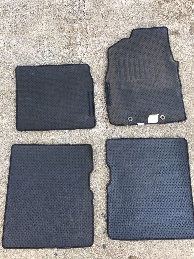 [ used ]FIAT Fiat New Panda 16912 188A4 right steering wheel original floor mat set 