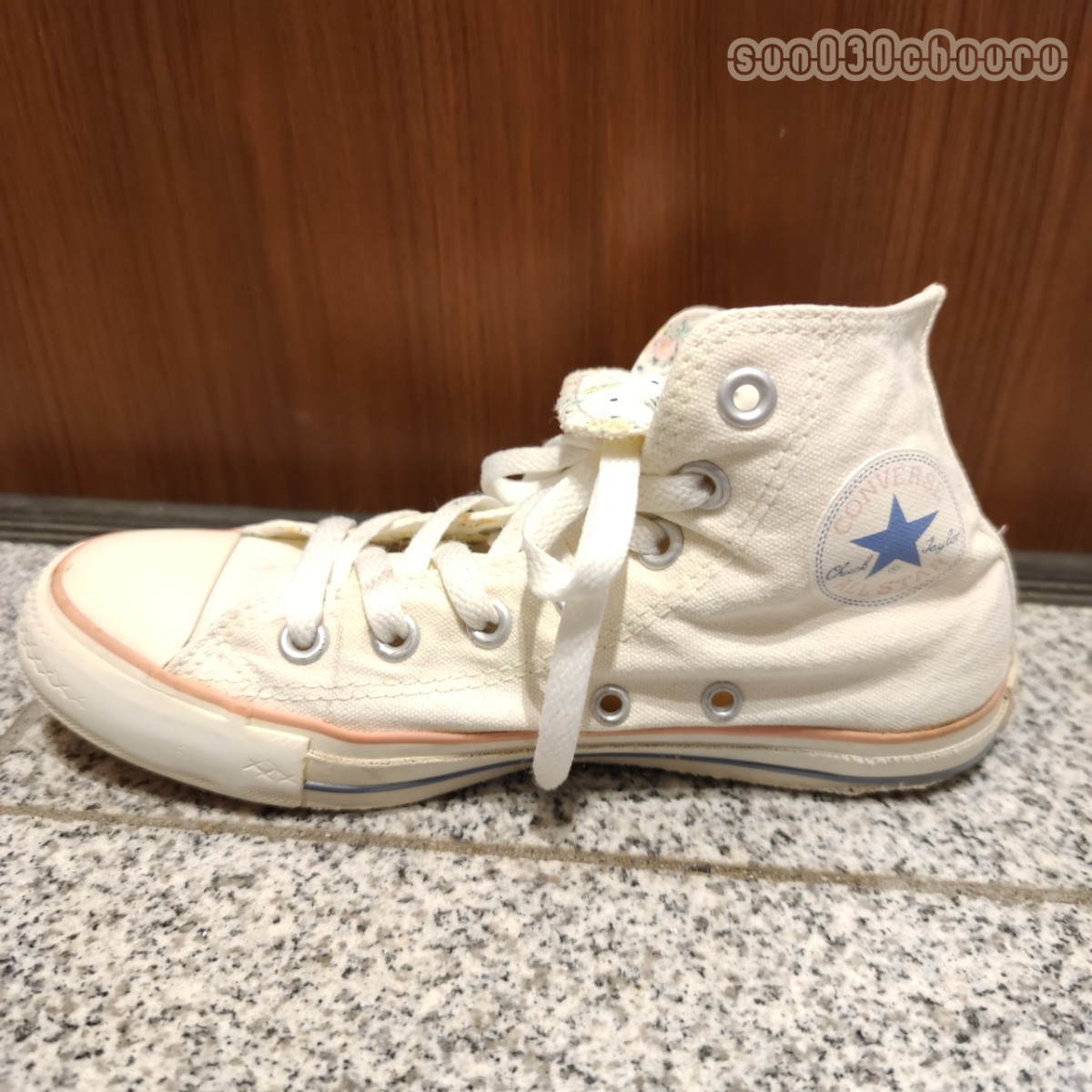 Paypayフリマ コンバース ハイカット スニーカー 白 ホワイト フラワー アース Paypayフリマ コンバース ハイカット スニーカー 白 ホワイト フラワー アース